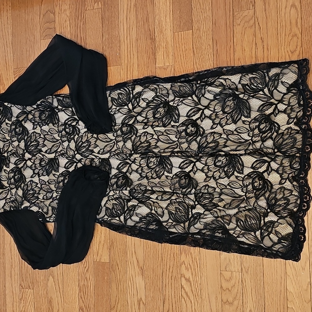 Tadashi Shoji Sheer Sleeve Lace Cocktail Dress - Picture 8 of 15